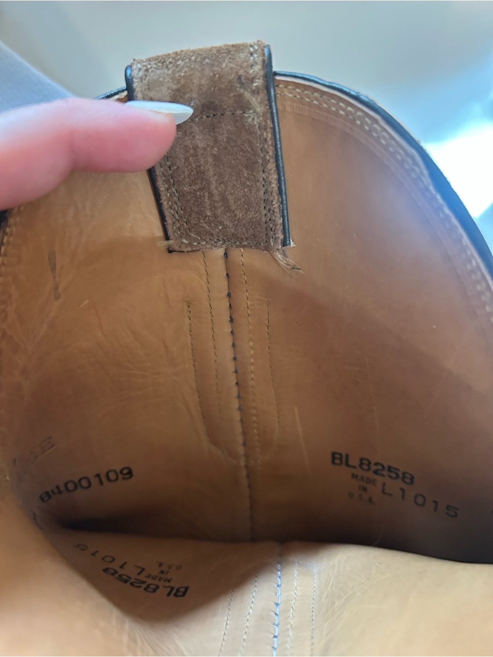 Brown Suede Lucchese! So cute! Size 7 1/2 - Picture 6 of 6